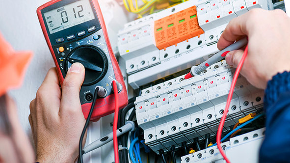 Working with electricity safely and knowledgeably: from training to certificate of competence